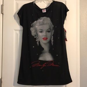 Marilyn Monroe Sleepshirt/Sleepgown